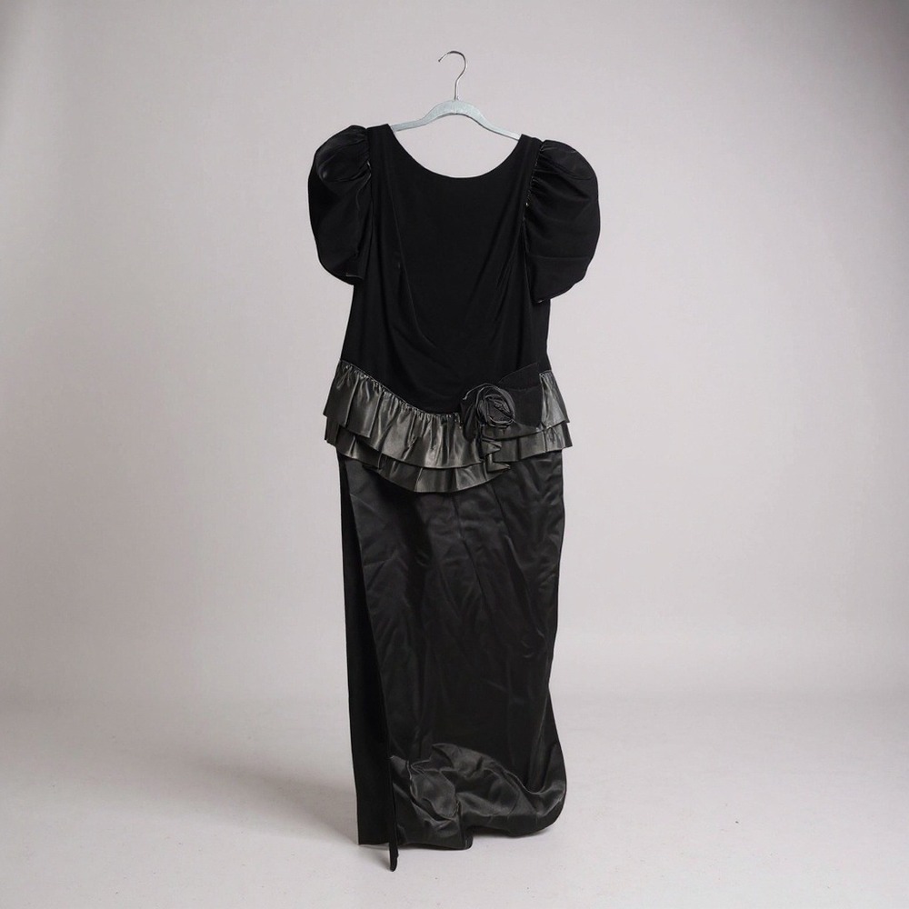 Vintage 1980s Black Velvet Evening Gown Puff Sleeve Ruffle Skirt Formal Dress